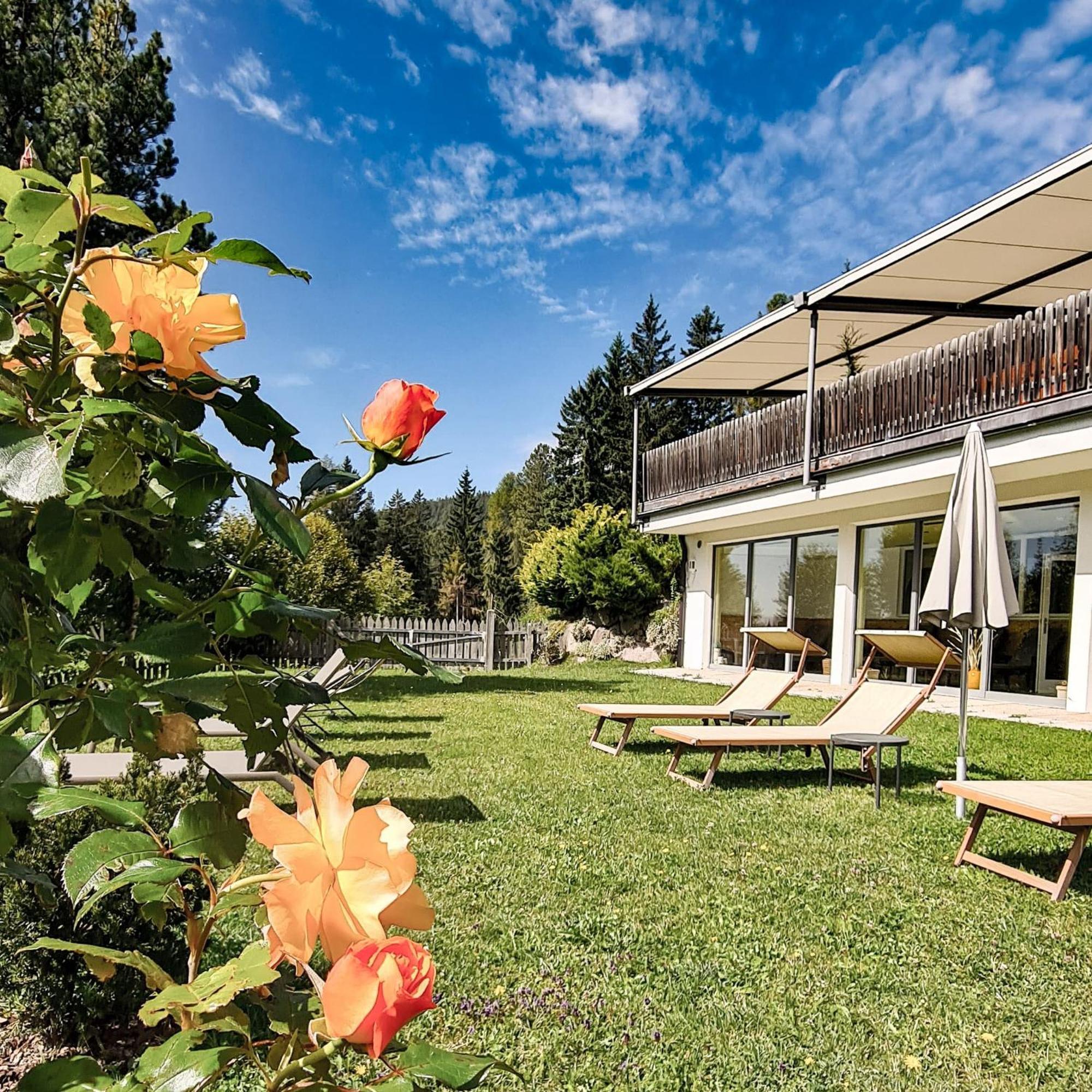 Berghotel Zum Zirm Collalbo Dış mekan fotoğraf